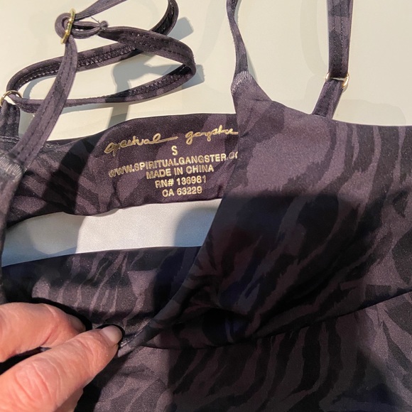 Spiritual gangster workout outfit - Picture 6 of 8